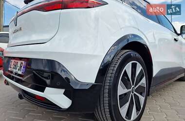 Позашляховик / Кросовер Renault Megane E-Tech Electric 2022 в 