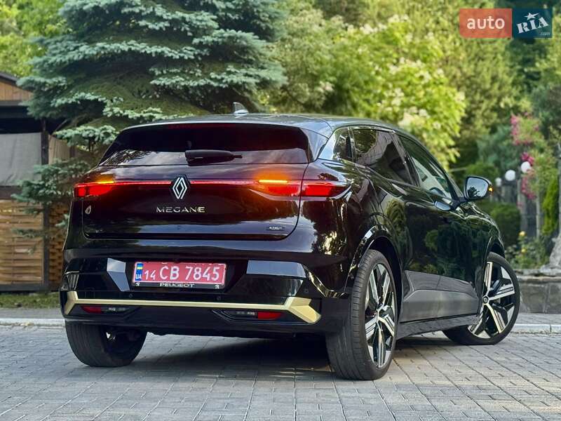 Внедорожник / Кроссовер Renault Megane E-Tech Electric 2023 в Дрогобыче