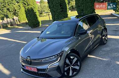 Внедорожник / Кроссовер Renault Megane E-Tech Electric 2023 в 