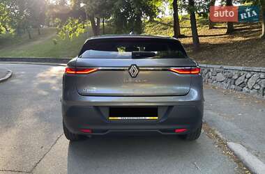 Внедорожник / Кроссовер Renault Megane E-Tech Electric 2022 в 