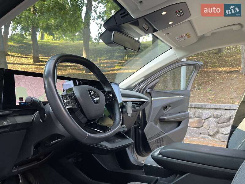 Внедорожник / Кроссовер Renault Megane E-Tech Electric 2022 в Киеве