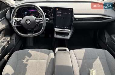 Позашляховик / Кросовер Renault Megane E-Tech Electric 2022 в 