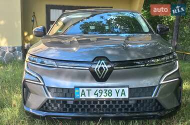 Внедорожник / Кроссовер Renault Megane E-Tech Electric 2022 в Калуше