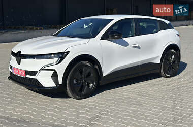 Внедорожник / Кроссовер Renault Megane E-Tech Electric 2024 в Житомире