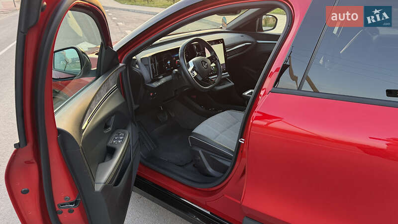 Внедорожник / Кроссовер Renault Megane E-Tech Electric 2022 в Ровно