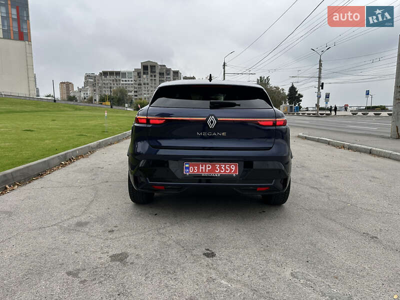 Внедорожник / Кроссовер Renault Megane E-Tech Electric 2022 в Днепре