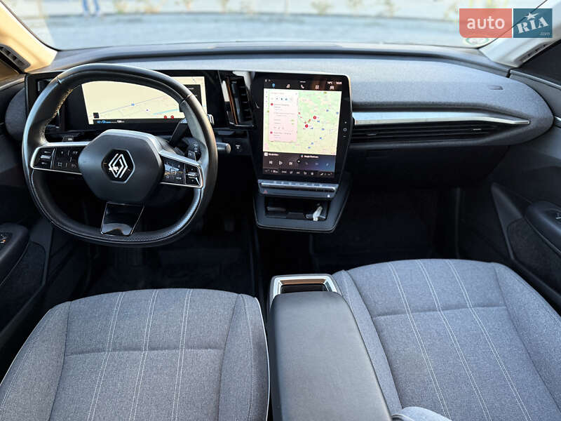 Внедорожник / Кроссовер Renault Megane E-Tech Electric 2023 в Городке