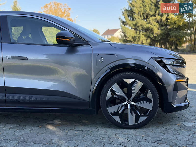 Позашляховик / Кросовер Renault Megane E-Tech Electric 2023 в Дубні фото 8 Позашляховик / Кросовер Renault Megane E-Tech Electric 2023 в Дубні