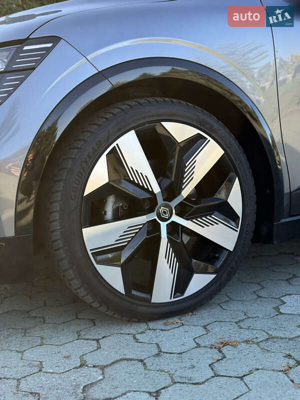 Позашляховик / Кросовер Renault Megane E-Tech Electric 2023 в Дубні фото 25 Позашляховик / Кросовер Renault Megane E-Tech Electric 2023 в Дубні