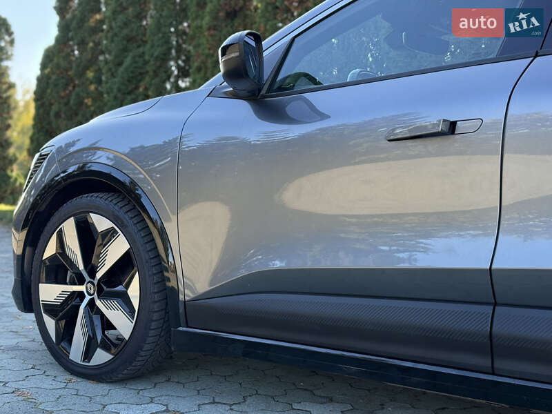 Позашляховик / Кросовер Renault Megane E-Tech Electric 2023 в Дубні фото 28 Позашляховик / Кросовер Renault Megane E-Tech Electric 2023 в Дубні