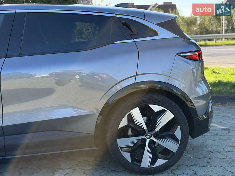 Позашляховик / Кросовер Renault Megane E-Tech Electric 2023 в Дубні фото 32 Позашляховик / Кросовер Renault Megane E-Tech Electric 2023 в Дубні