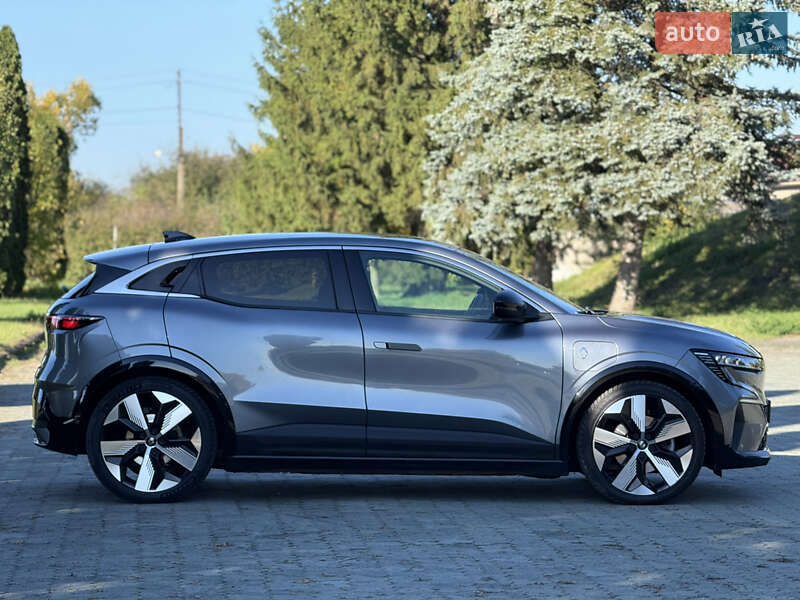 Позашляховик / Кросовер Renault Megane E-Tech Electric 2023 в Дубні фото 36 Позашляховик / Кросовер Renault Megane E-Tech Electric 2023 в Дубні