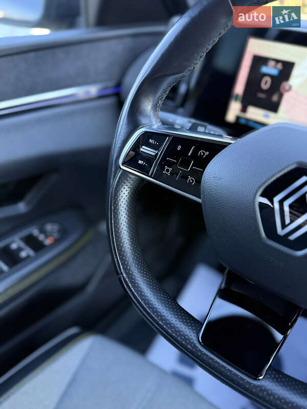 Позашляховик / Кросовер Renault Megane E-Tech Electric 2023 в Дубні фото 73 Позашляховик / Кросовер Renault Megane E-Tech Electric 2023 в Дубні