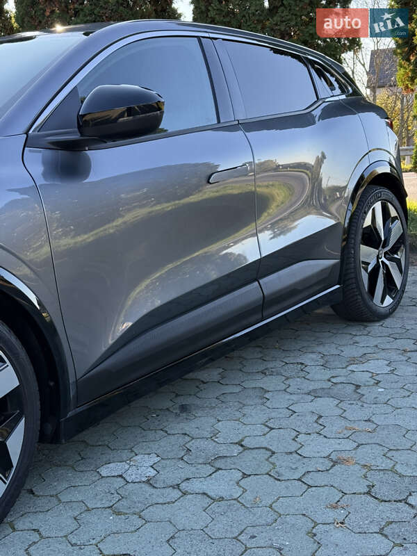 Позашляховик / Кросовер Renault Megane E-Tech Electric 2023 в Дубні фото 84 Позашляховик / Кросовер Renault Megane E-Tech Electric 2023 в Дубні