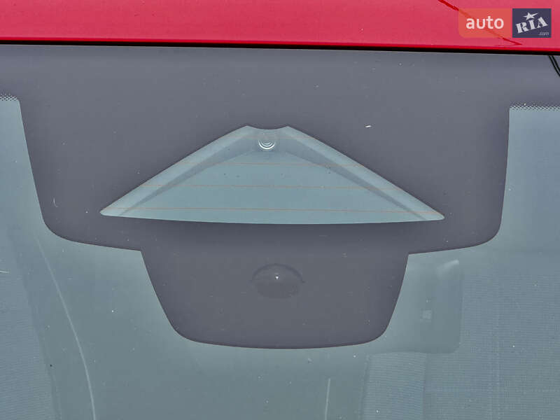 Позашляховик / Кросовер Renault Megane E-Tech Electric 2023 в Самборі фото 23 Позашляховик / Кросовер Renault Megane E-Tech Electric 2023 в Самборі