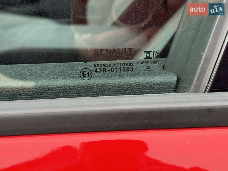 Позашляховик / Кросовер Renault Megane E-Tech Electric 2023 в Самборі фото 49 Позашляховик / Кросовер Renault Megane E-Tech Electric 2023 в Самборі