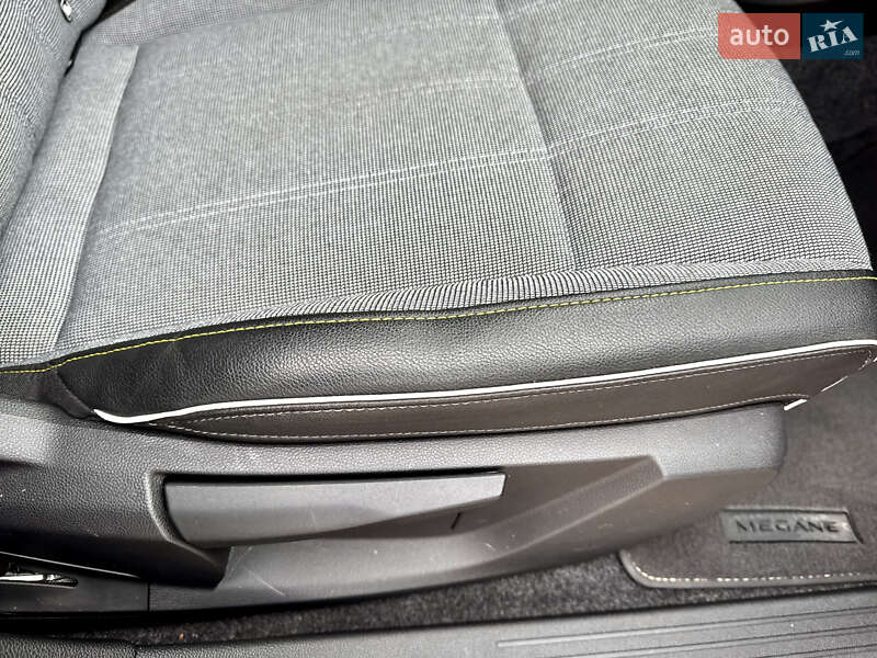 Позашляховик / Кросовер Renault Megane E-Tech Electric 2023 в Самборі фото 86 Позашляховик / Кросовер Renault Megane E-Tech Electric 2023 в Самборі