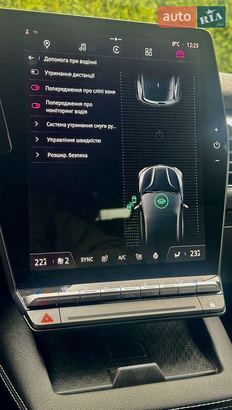 Позашляховик / Кросовер Renault Megane E-Tech Electric 2023 в Самборі фото 120 Позашляховик / Кросовер Renault Megane E-Tech Electric 2023 в Самборі