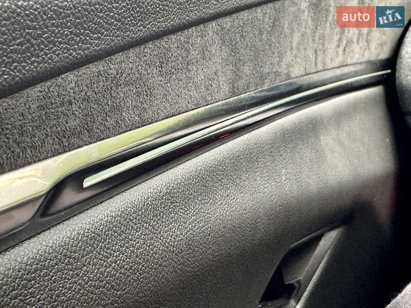 Позашляховик / Кросовер Renault Megane E-Tech Electric 2023 в Самборі фото 131 Позашляховик / Кросовер Renault Megane E-Tech Electric 2023 в Самборі