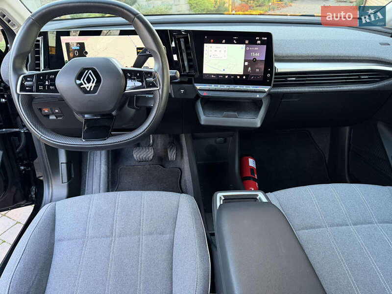 Позашляховик / Кросовер Renault Megane E-Tech Electric 2024 в Рівному