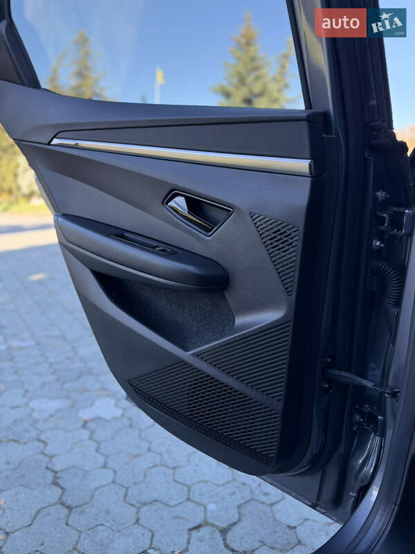 Внедорожник / Кроссовер Renault Megane E-Tech Electric 2023 в Дубно фото 78 Внедорожник / Кроссовер Renault Megane E-Tech Electric 2023 в Дубно