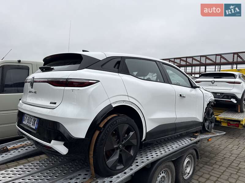 Внедорожник / Кроссовер Renault Megane E-Tech Electric 2024 в Луцке