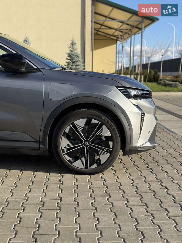 Внедорожник / Кроссовер Renault Megane E-Tech Electric 2025 в Луцке