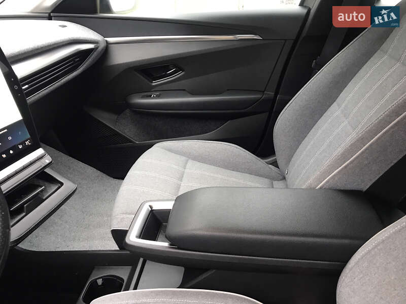 Позашляховик / Кросовер Renault Megane E-Tech Electric 2022 в Рівному