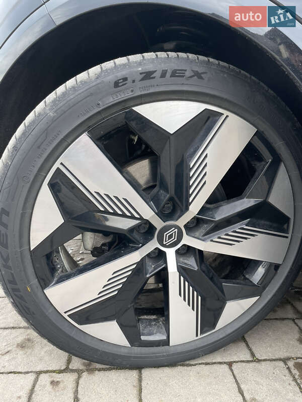 Позашляховик / Кросовер Renault Megane E-Tech Electric 2022 в Львові