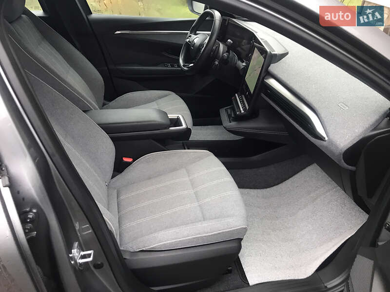 Внедорожник / Кроссовер Renault Megane E-Tech Electric 2022 в Ровно