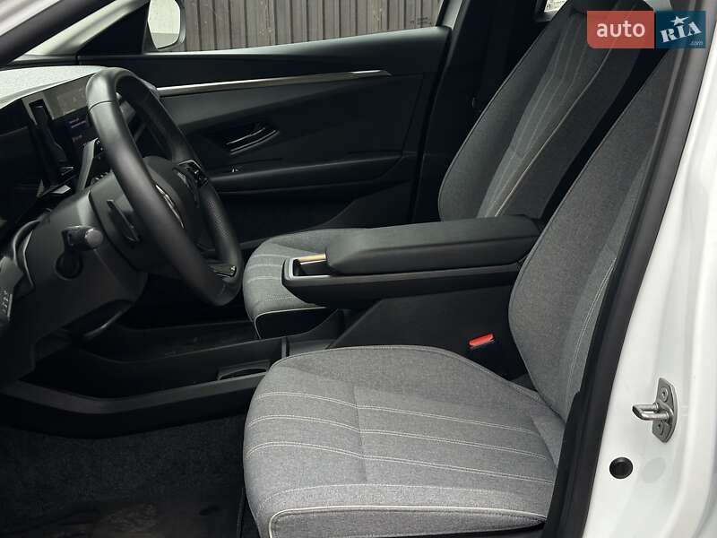 Позашляховик / Кросовер Renault Megane E-Tech Electric 2023 в Львові