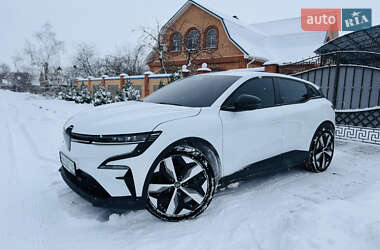Внедорожник / Кроссовер Renault Megane E-Tech Electric 2022 в Лохвице