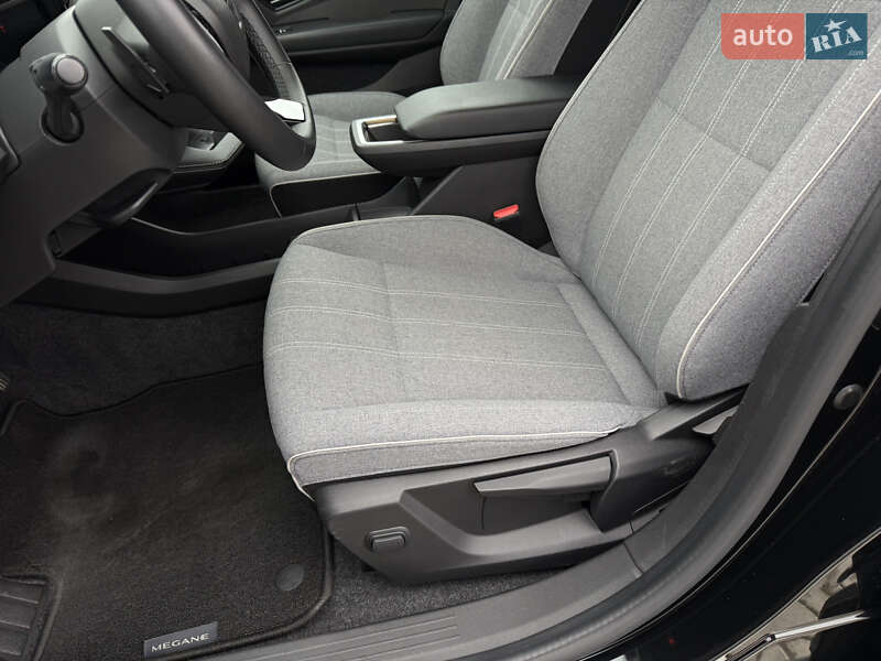 Внедорожник / Кроссовер Renault Megane E-Tech Electric 2022 в Виннице фото 17 Внедорожник / Кроссовер Renault Megane E-Tech Electric 2022 в Виннице