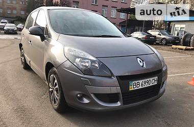 Универсал Renault Megane Scenic 2011 в Киеве