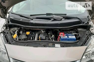 Хетчбек Renault Megane Scenic 2009 в 