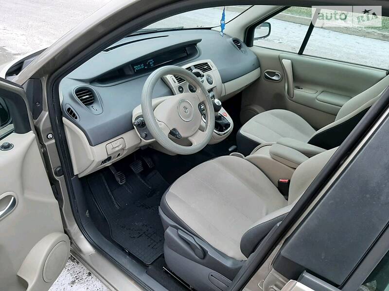 Хэтчбек Renault Megane Scenic 2009 в Житомире