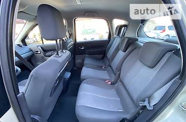 Минивэн Renault Megane Scenic 2006 в Кропивницком