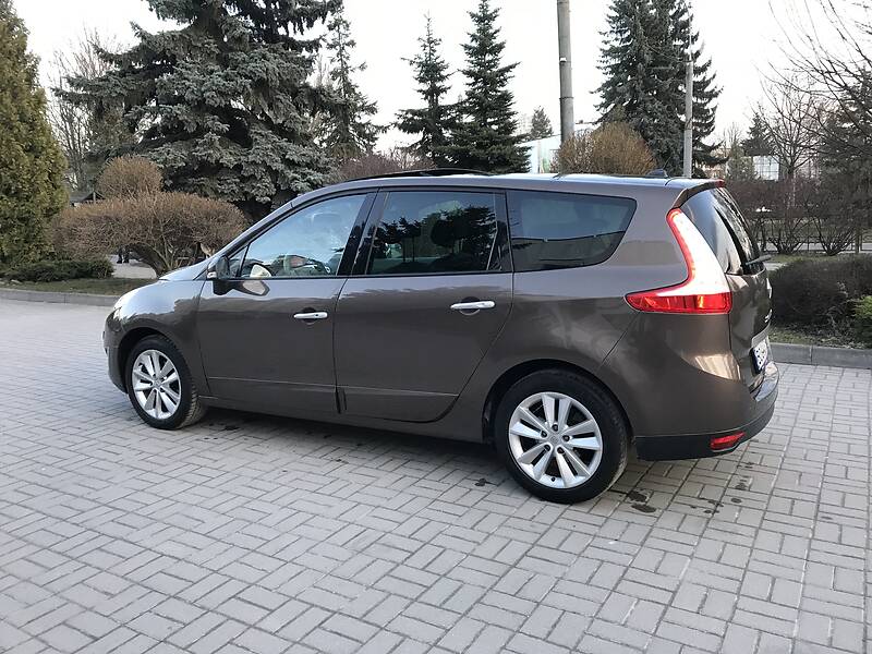 Універсал Renault Megane Scenic 2010 в Тернополі