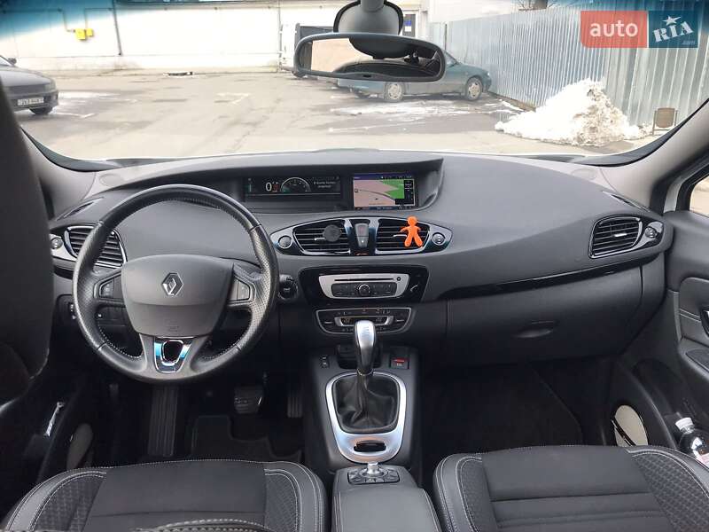 Минивэн Renault Megane Scenic 2015 в Житомире