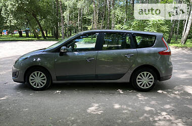 Мінівен Renault Megane Scenic 2009 в 