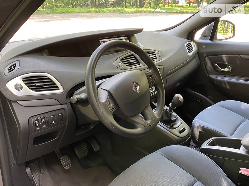 Мінівен Renault Megane Scenic 2009 в Тернополі