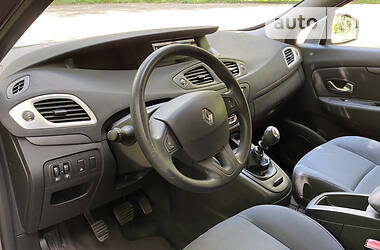 Мінівен Renault Megane Scenic 2009 в 