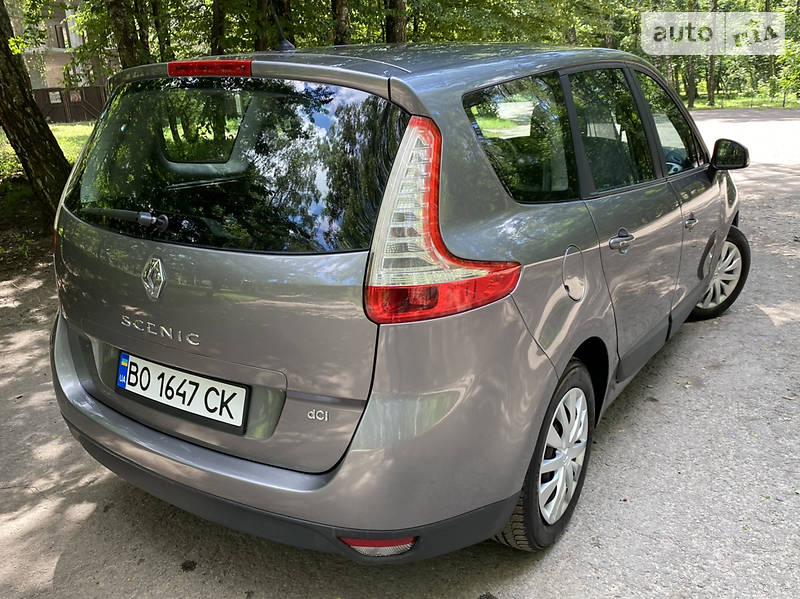 Мінівен Renault Megane Scenic 2009 в Тернополі