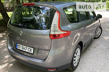 Мінівен Renault Megane Scenic 2009 в 
