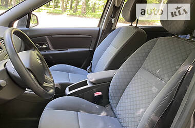 Мінівен Renault Megane Scenic 2009 в 