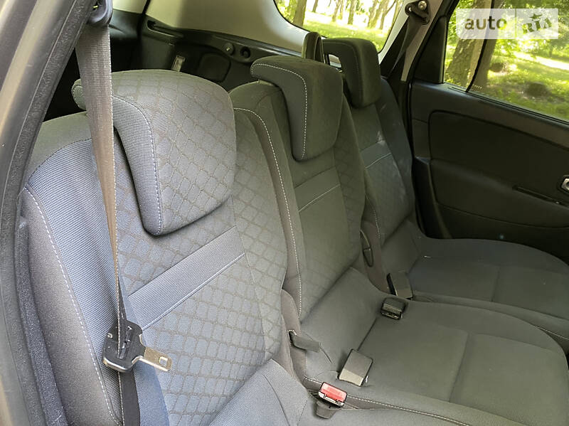 Мінівен Renault Megane Scenic 2009 в Тернополі