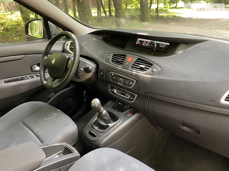 Мінівен Renault Megane Scenic 2009 в Тернополі