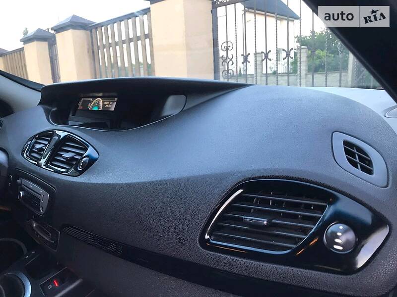 Мінівен Renault Megane Scenic 2012 в Луцьку