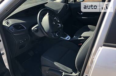Мінівен Renault Megane Scenic 2015 в 