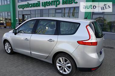 Универсал Renault Megane Scenic 2009 в Нововолынске